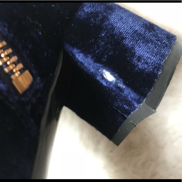 “And Other Stories” Blue Velvet Ankle boots - Picture 7 of 8